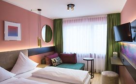 Westend 3*